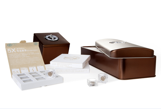 ���ݺ�Ƭ������ҵ�����Բ�Ʒ,��������