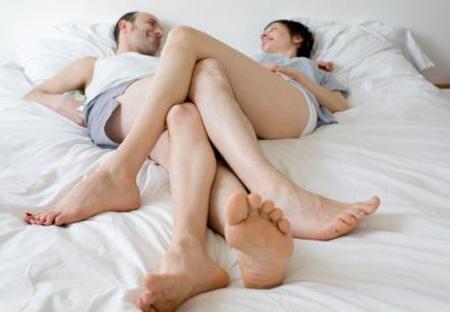 防妻网恋装定位 信号突然消失发现老婆住男网友家慌忙报警