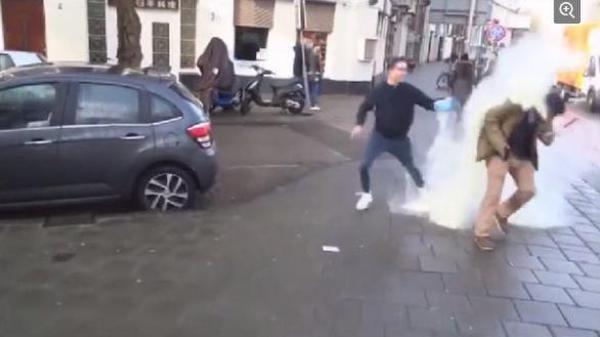 荷兰 青年 道歉  奶粉袭击华人 事件引起当地华人