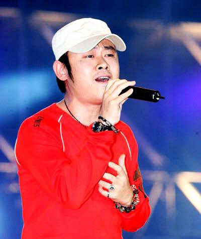 刀郎近照曝光发福爆肥 揭刀郎不唱歌真相