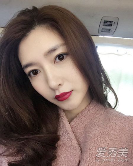 偏分+红唇是御姐标配？谁有江疏影玩得溜