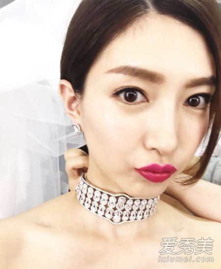 偏分+红唇是御姐标配？谁有江疏影玩得溜