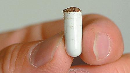 商家把胎盘做胶囊 自称给孕妇大补的良药