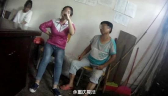 玩手机遭奶奶殴打 留守的孩子缺乏正确的关爱和引导