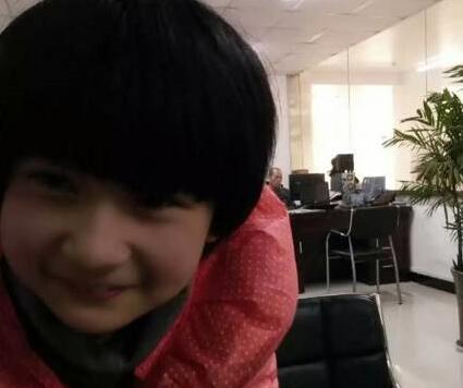 12岁女孩在山东疑被抛弃 父母电话空号