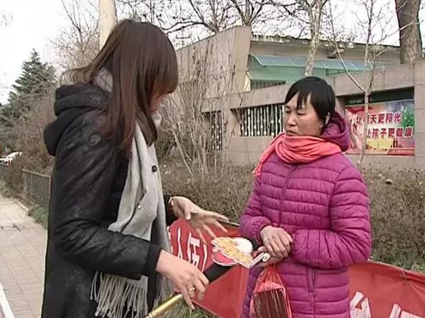 菏泽一母亲来济南寻找失联女儿 听说女儿在足疗店工作