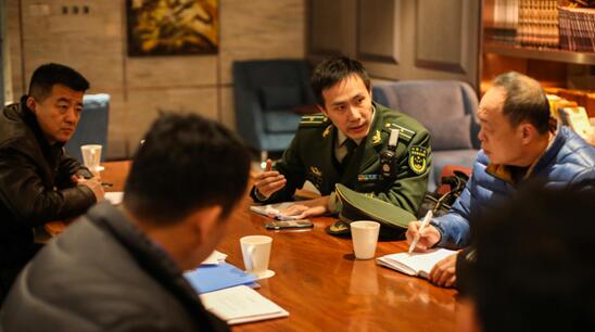 �����ĩ��Ϊƽ���ػ�-----���������ලԱ��һ��