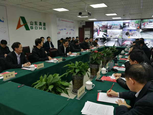 王文涛调研二环路快速路网建设工作