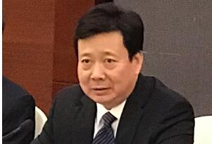 李群:不仅剑桥要来 青岛未来还要发展十大产业