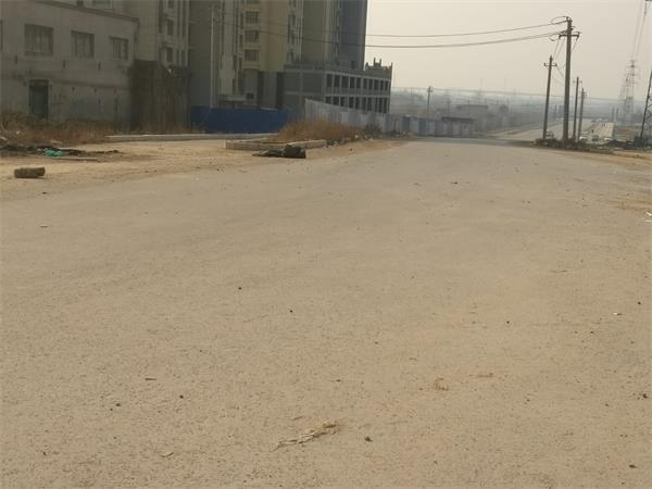 ԽҰ���賿ײ����������С�� �·������ʹ�����·