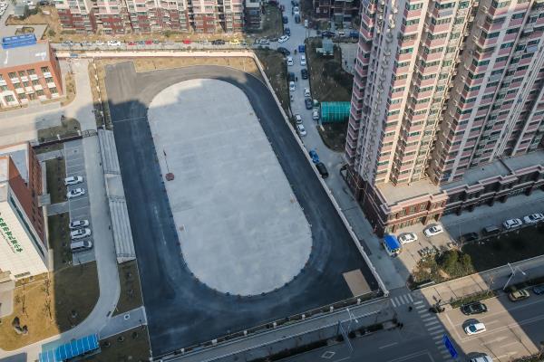 “山东版”塑胶跑道标准预计本月或与市民见面