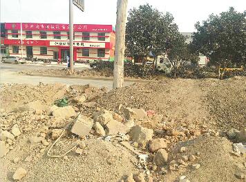 啄木鸟在行动:殷陈铁路桥北侧扬尘严重