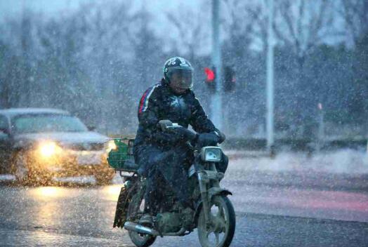 降雪如约而至！济南迎来鸡年首场降雪