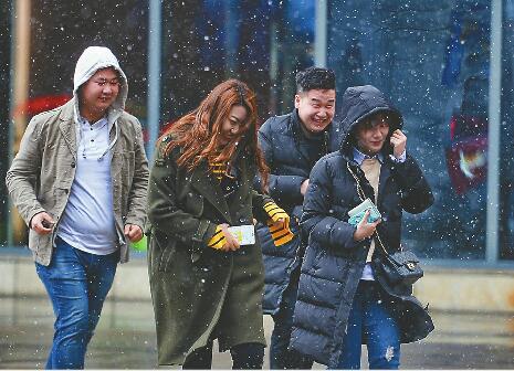 雾风雨雪晴一天内切换自如 济南的春天就这样“狂野”