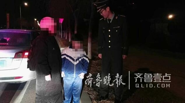 青岛10岁熊孩子离家出走 用木板树枝搭窝棚想常住