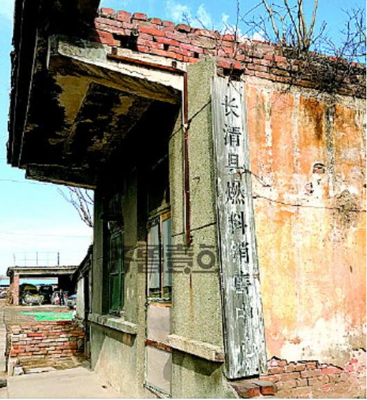 公章上“济南”成了“济南市”卡住长清32名职工维权路