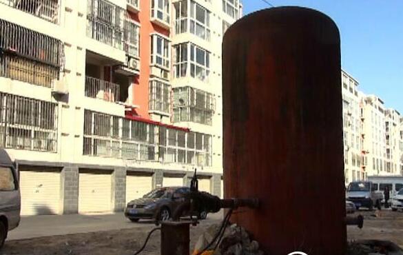 德州乐陵浩天嘉苑小区遇“水荒” 停水20天500多户居民用水难