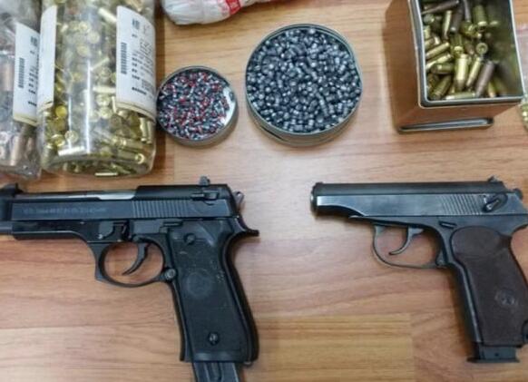 山东破特大枪支案:蛋糕店成兵工厂 枪弹全能