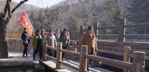 吸氧、登山 西营妇女这样庆祝“女神节”