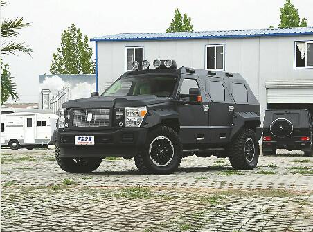 市民交定金才知底盘停产 质疑华夏勇士汽车服务公司