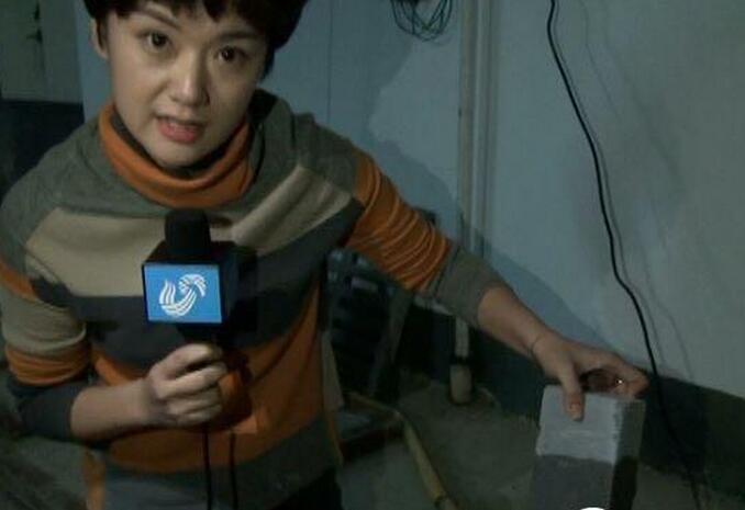 危险！济南发祥巷小区配电室积水20厘米 部分电缆被浸泡