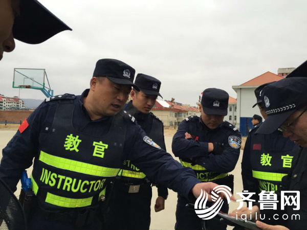 威海乳山43岁民警连续工作 劳累过度牺牲在岗位上