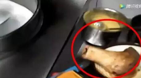 记者卧底这家餐厅发现惊天黑幕 全国连锁!济南人一定吃过