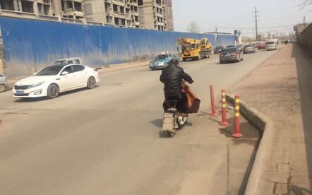 花园东路不足600米的路“卡脖”十几年 高峰期堵得心烦