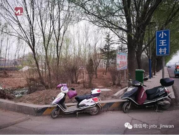 污水横流 怪味刺鼻！济南大桥镇一村庄泄洪沟变污水沟 