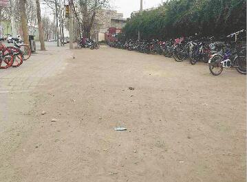 啄木鸟在行动：济南三十中附近张庄路路段扬尘严重