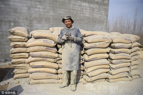 Ḹÿͽжˮ6000 2˫̥Ů