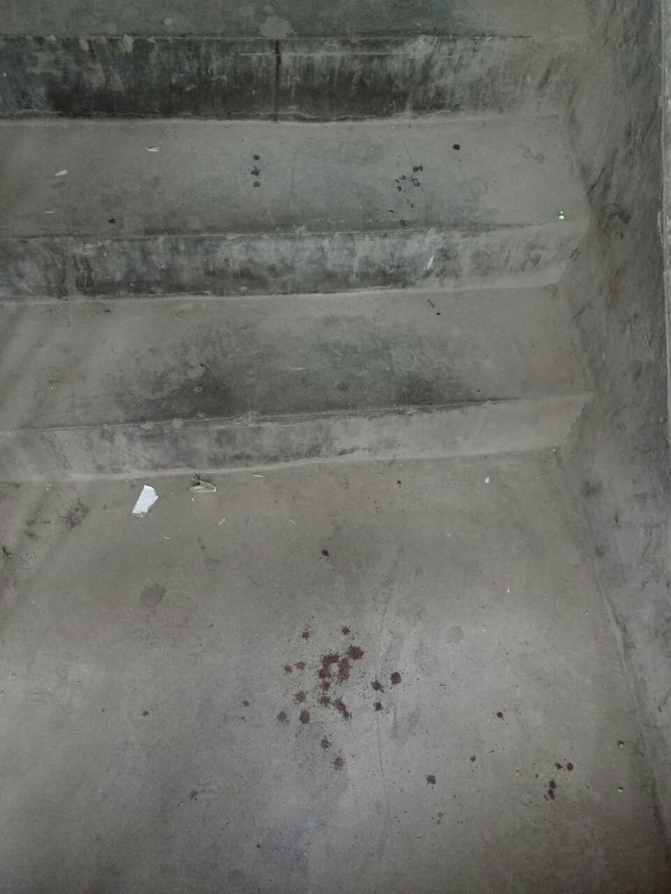 济南一女子凌晨割腕自杀 疑因与丈夫争吵 