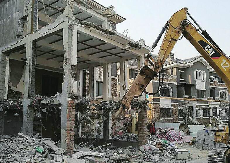 国华东方美郡首批惩戒名单公布 六部门联合“封印”违建行为