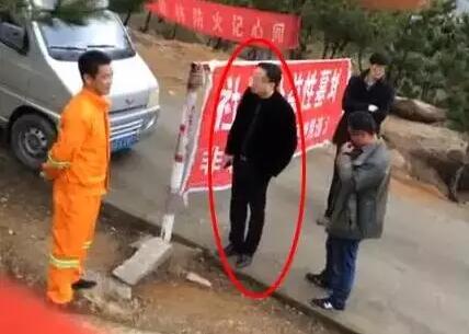 青岛一男子谩骂崂山护林员：5分钟不让开灭你九族！