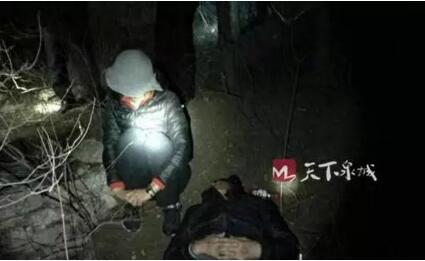 俩青岛游客被困千佛山 服用过安眠药疑似相约来济轻生