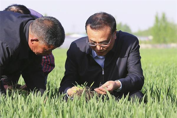 李克强总理来到济南考察