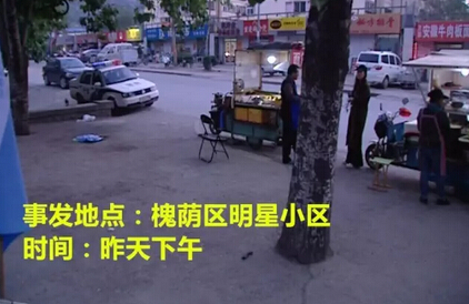 济南一看棋老人锤击下棋男子头部 事后称控制不住自己