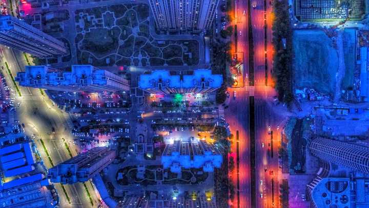 辣眼！夜幕下的济南西城如此璀璨