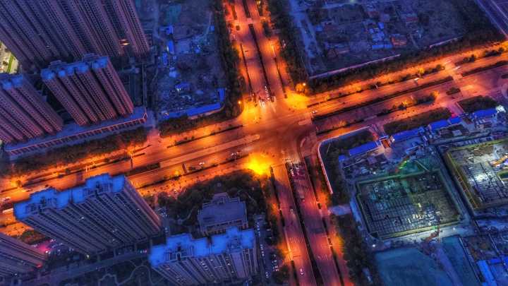 辣眼！夜幕下的济南西城如此璀璨