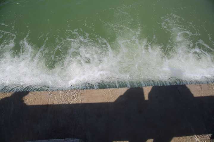 济南凤凰路水厂今夏向东城供水 还可补源保泉