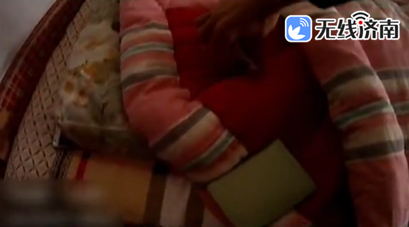 济南一快递小哥入室偷钱包 被发现后贿赂女子不让报警