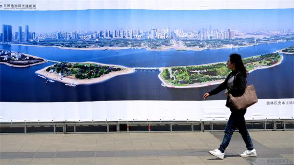 来看“海”！日照旅游风光摄影展在泉城广场举行