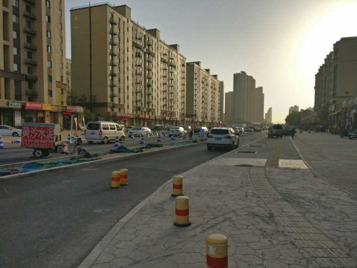 六旬老人放风筝收线时勒伤十二岁骑车男孩 赔付400元