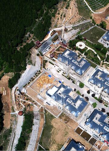 济南中海国际社区别墅区违建扎堆 高空俯瞰场面惊人