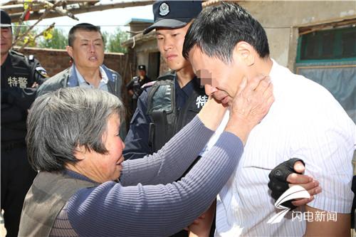 潍坊一男子杀人潜逃22年成千万富翁 抓捕细节独家披露