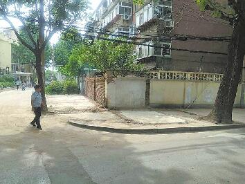 槐荫区南辛庄街道抓面子治里子推进“双拆”