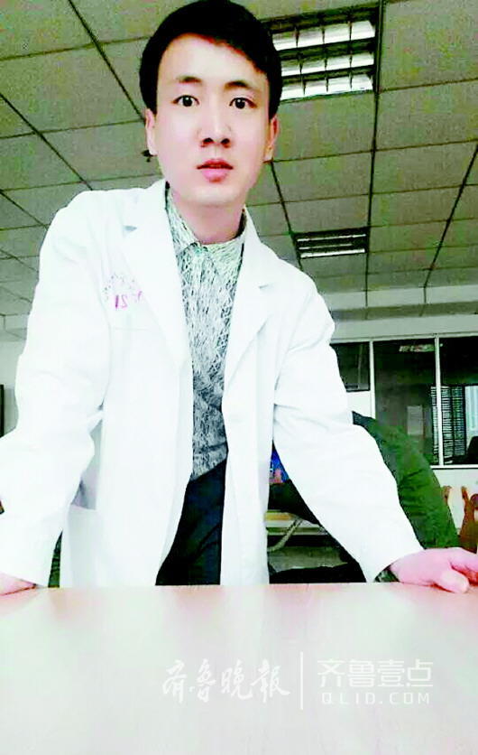 乘客突发病心跳呼吸骤停 泰安男护士死神手中夺命