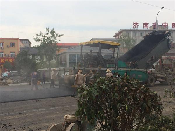 济南共青团路进入通车前的最后“疯狂”