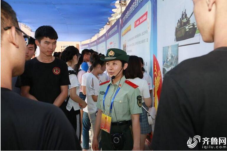 山东省征兵宣传月进校园活动启动 全省近3万大学生投笔从戎