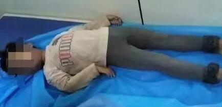 菏泽一4岁女童被遗忘校车9个小时 不幸身亡